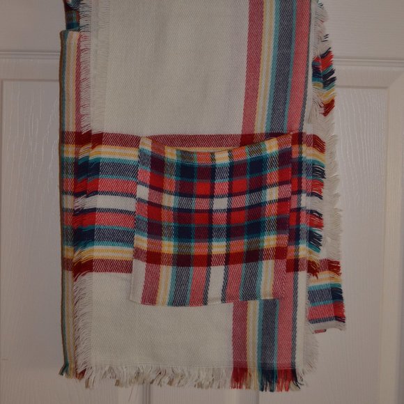 Grace & Lace Pocket Poncho with Arm Holes - Picture 2 of 5